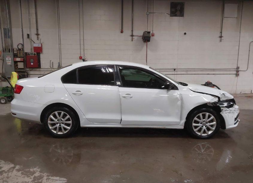 Photo 14 of 2015 Volkswagen Jetta 1.8T SE (VIN 3VWD17AJ8FM340630)