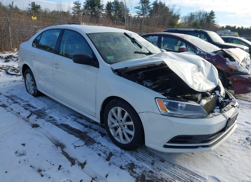 2015 Volkswagen Jetta 1.8T SE (VIN 3VWD17AJ8FM401085) main photo