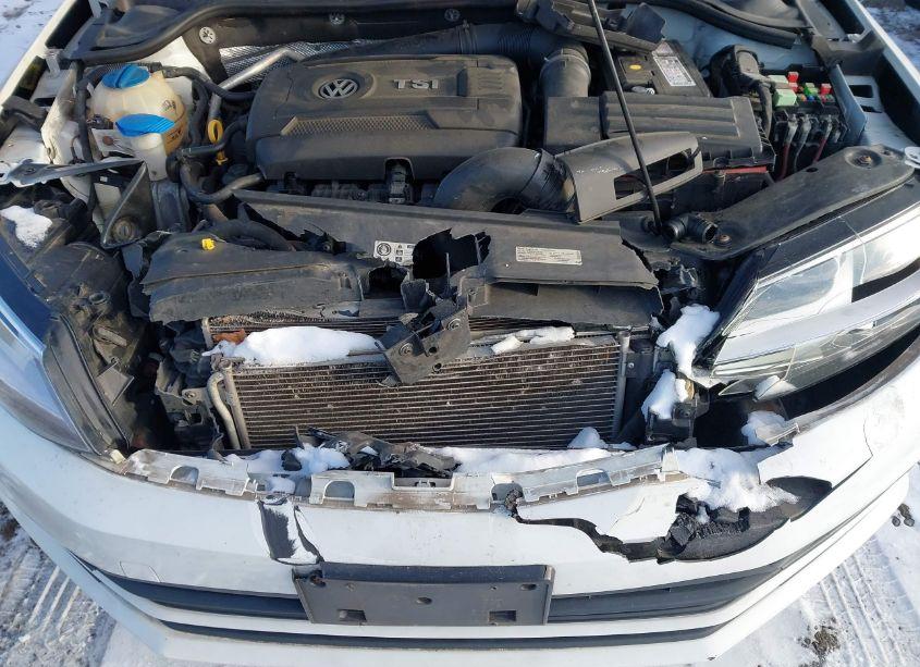 Photo 12 of 2015 Volkswagen Jetta 1.8T SE (VIN 3VWD17AJ8FM401085)