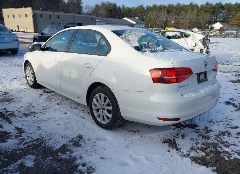 Photo 3 of 2015 Volkswagen Jetta 1.8T SE (VIN 3VWD17AJ8FM401085)