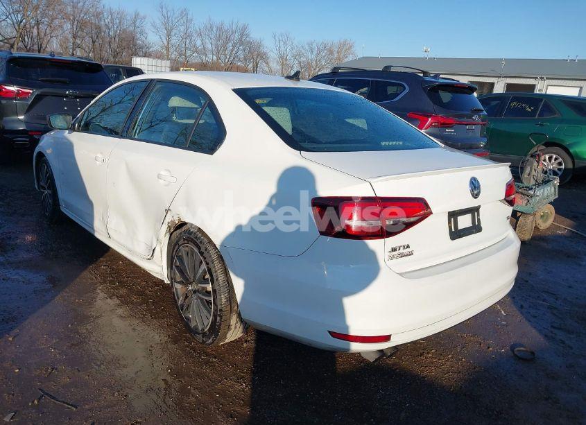 Photo 3 of 2016 Volkswagen Jetta 1.8T SPORT (VIN 3VWD17AJ8GM246510)