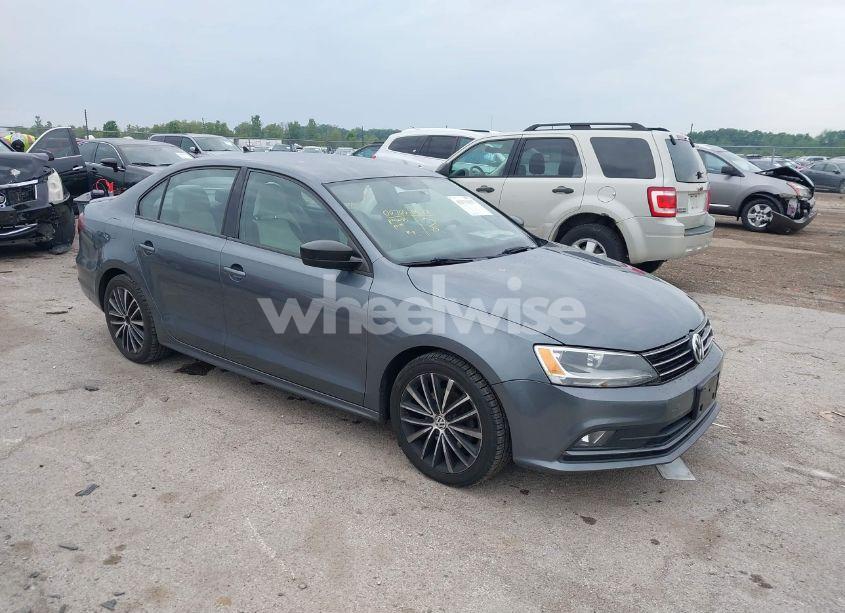2016 Volkswagen Jetta 1.8T SPORT (VIN 3VWD17AJ8GM292211) main photo