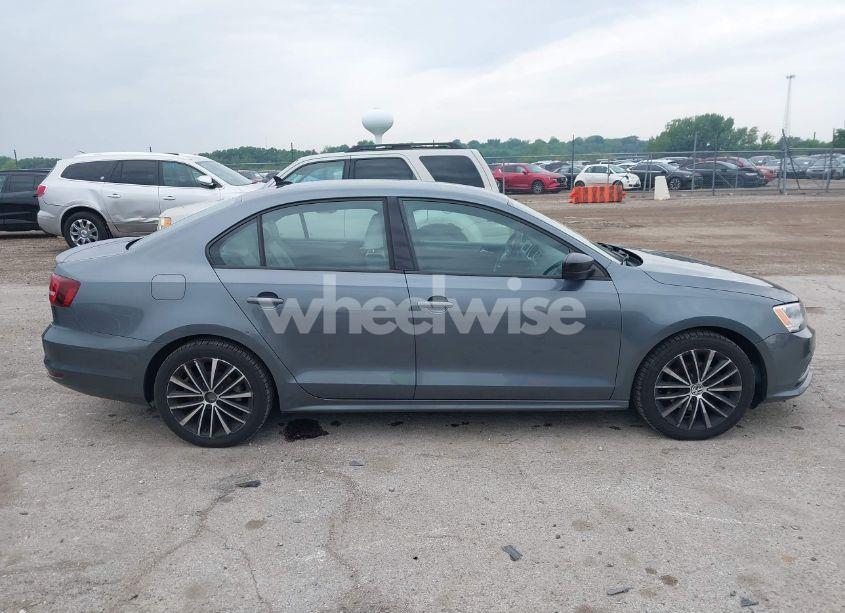 Photo 13 of 2016 Volkswagen Jetta 1.8T SPORT (VIN 3VWD17AJ8GM292211)