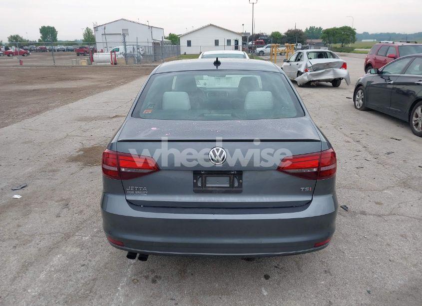Photo 16 of 2016 Volkswagen Jetta 1.8T SPORT (VIN 3VWD17AJ8GM292211)