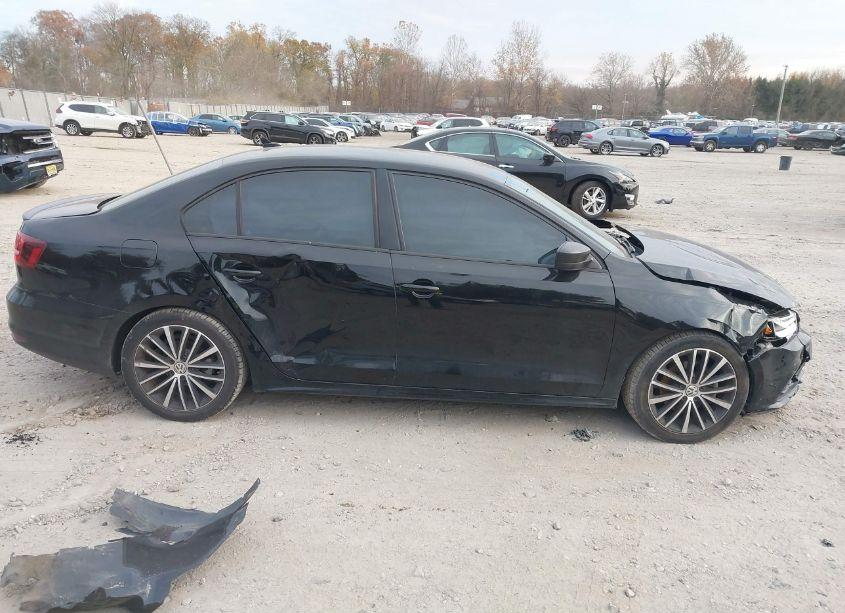 Photo 13 of 2016 Volkswagen Jetta 1.8T SPORT (VIN 3VWD17AJ8GM301697)