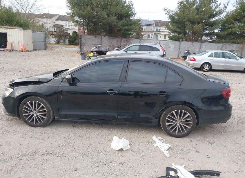 Photo 14 of 2016 Volkswagen Jetta 1.8T SPORT (VIN 3VWD17AJ8GM301697)