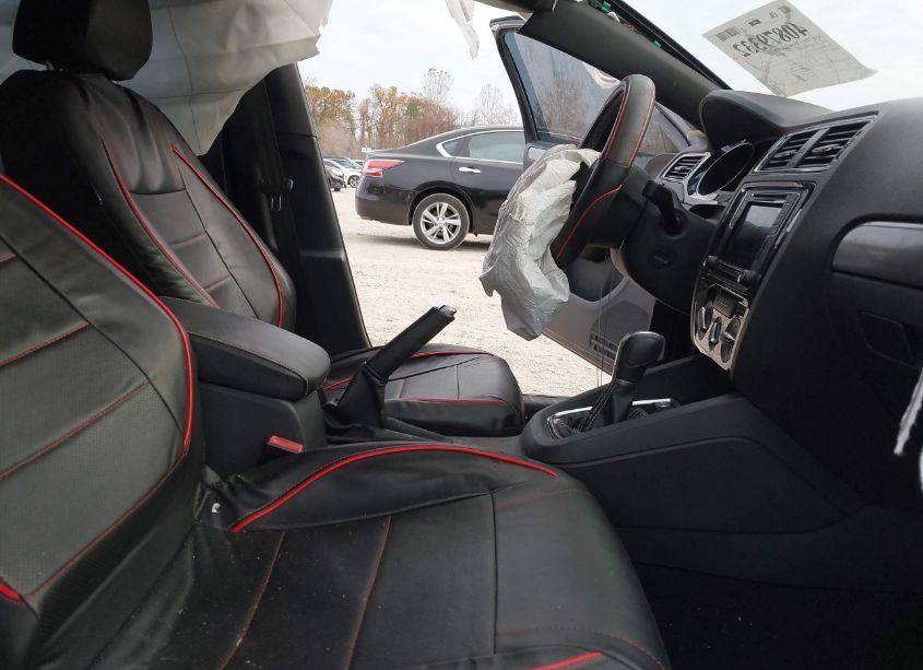 Photo 5 of 2016 Volkswagen Jetta 1.8T SPORT (VIN 3VWD17AJ8GM301697)