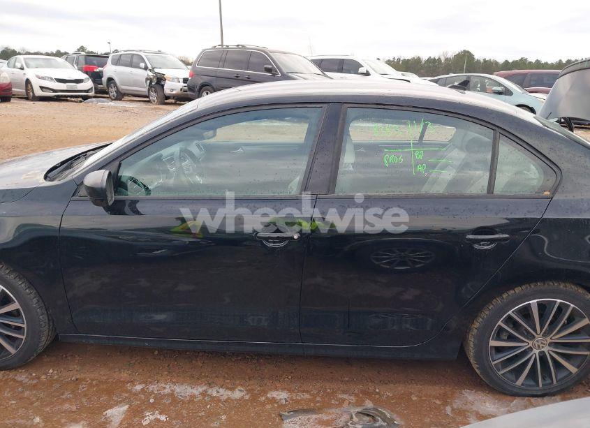 Photo 14 of 2016 Volkswagen Jetta 1.8T SPORT (VIN 3VWD17AJ8GM366064)