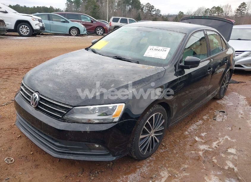 Photo 2 of 2016 Volkswagen Jetta 1.8T SPORT (VIN 3VWD17AJ8GM366064)