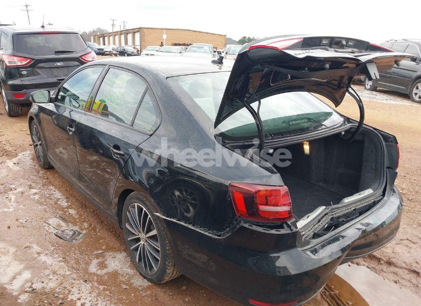 Photo 3 of 2016 Volkswagen Jetta 1.8T SPORT (VIN 3VWD17AJ8GM366064)