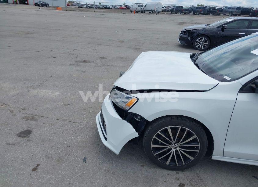 Photo 18 of 2016 Volkswagen Jetta 1.8T SPORT (VIN 3VWD17AJ8GM396312)