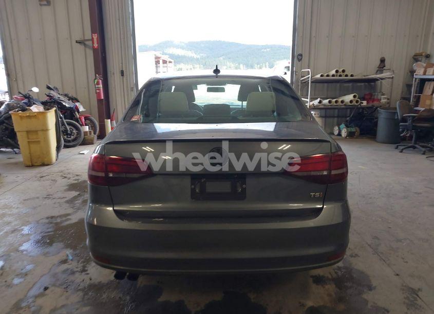 Photo 16 of 2016 Volkswagen Jetta 1.8T SPORT (VIN 3VWD17AJ8GM410208)