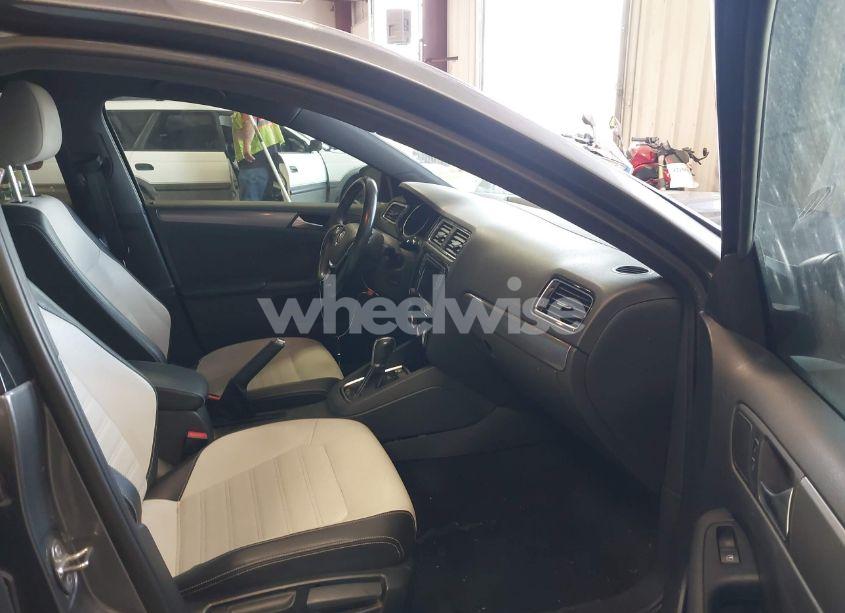 Photo 5 of 2016 Volkswagen Jetta 1.8T SPORT (VIN 3VWD17AJ8GM410208)