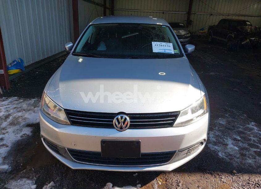 Photo 12 of 2014 Volkswagen Jetta 1.8T SE (VIN 3VWD17AJ9EM320448)