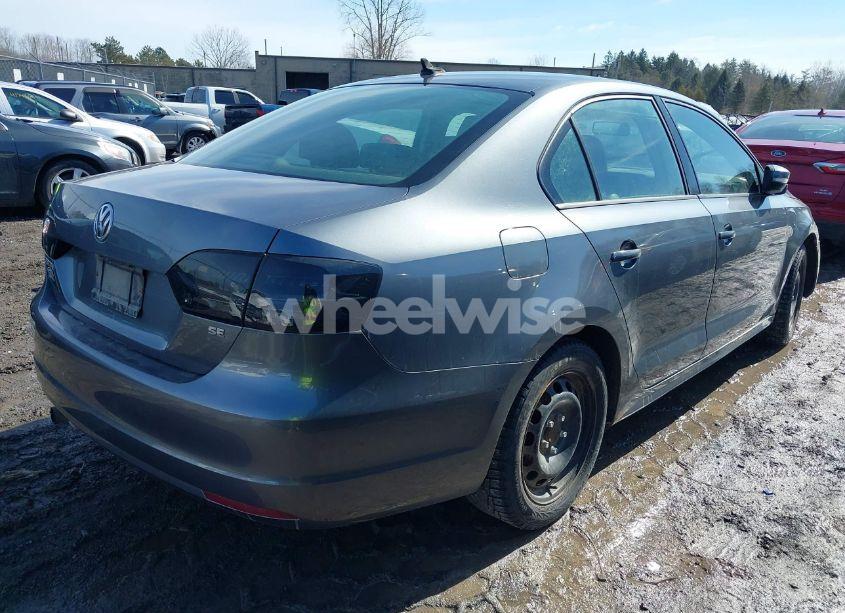 Photo 4 of 2014 Volkswagen Jetta 1.8T SE (VIN 3VWD17AJ9EM360349)