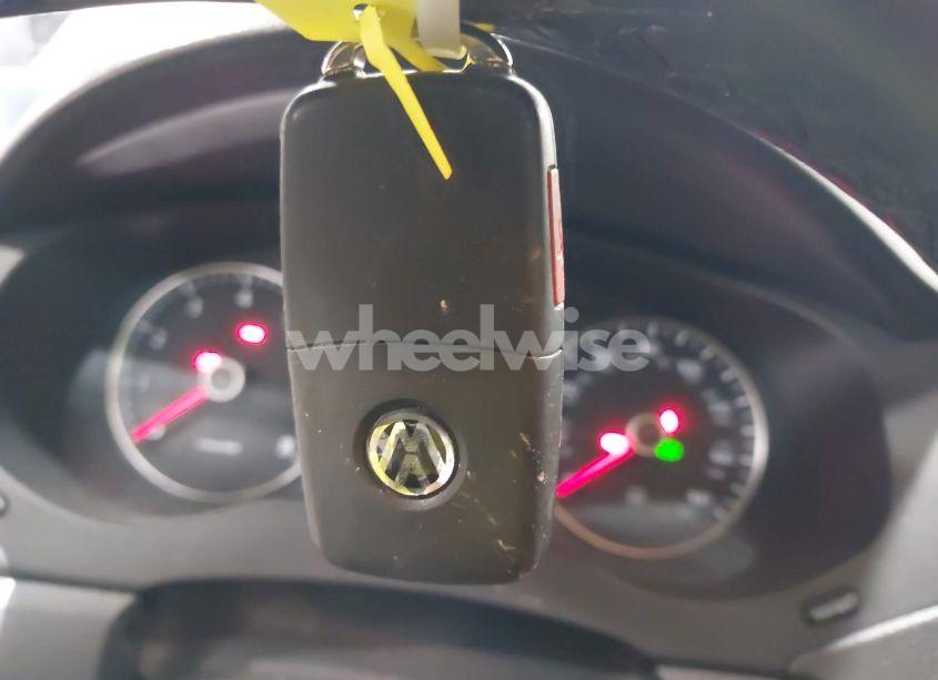 Photo 11 of 2014 Volkswagen Jetta 1.8T SE (VIN 3VWD17AJ9EM437804)