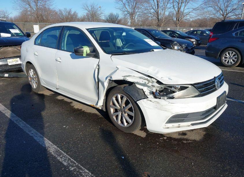 Photo 6 of 2015 Volkswagen Jetta 1.8T SE (VIN 3VWD17AJ9FM263086)