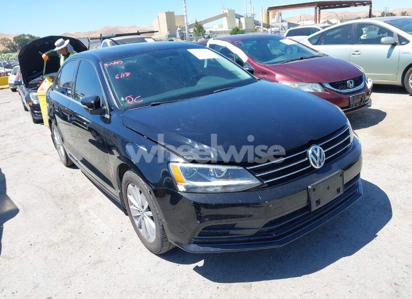 2015 Volkswagen Jetta 1.8T SE (VIN 3VWD17AJ9FM298291) main photo