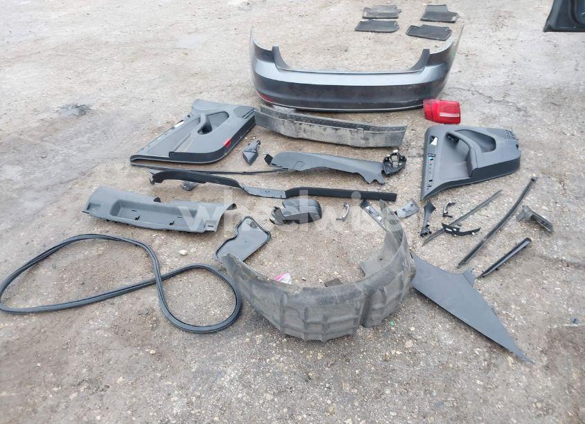 Photo 12 of 2015 Volkswagen Jetta 1.8T SPORT (VIN 3VWD17AJ9FM320693)