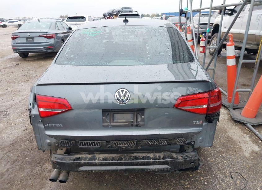 Photo 17 of 2015 Volkswagen Jetta 1.8T SPORT (VIN 3VWD17AJ9FM320693)