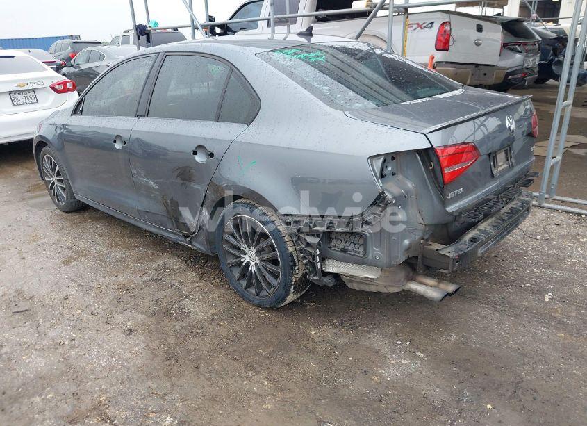 Photo 3 of 2015 Volkswagen Jetta 1.8T SPORT (VIN 3VWD17AJ9FM320693)