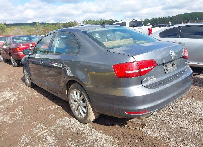 Photo 3 of 2015 Volkswagen Jetta 1.8T SE (VIN 3VWD17AJ9FM336246)