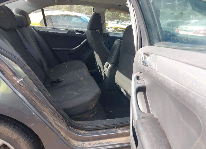 Photo 8 of 2015 Volkswagen Jetta 1.8T SE (VIN 3VWD17AJ9FM336246)