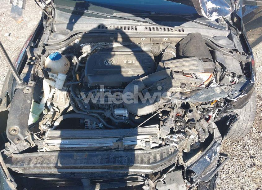 Photo 10 of 2015 Volkswagen Jetta 1.8T SPORT (VIN 3VWD17AJ9FM347733)