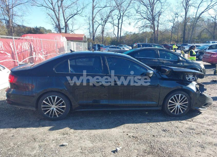 Photo 14 of 2015 Volkswagen Jetta 1.8T SPORT (VIN 3VWD17AJ9FM347733)