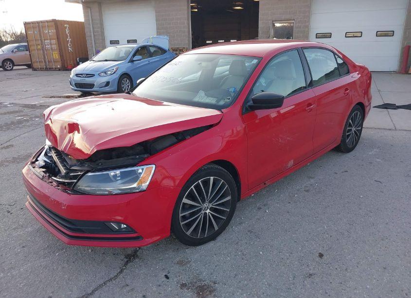 Photo 2 of 2015 Volkswagen Jetta 1.8T SPORT (VIN 3VWD17AJ9FM426304)