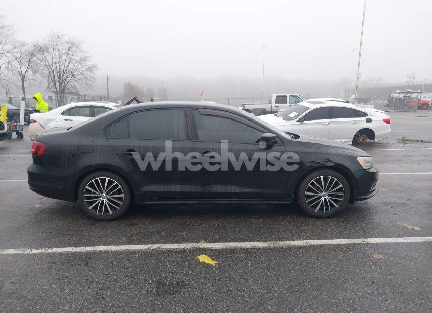 Photo 13 of 2016 Volkswagen Jetta 1.8T SPORT (VIN 3VWD17AJ9GM277376)