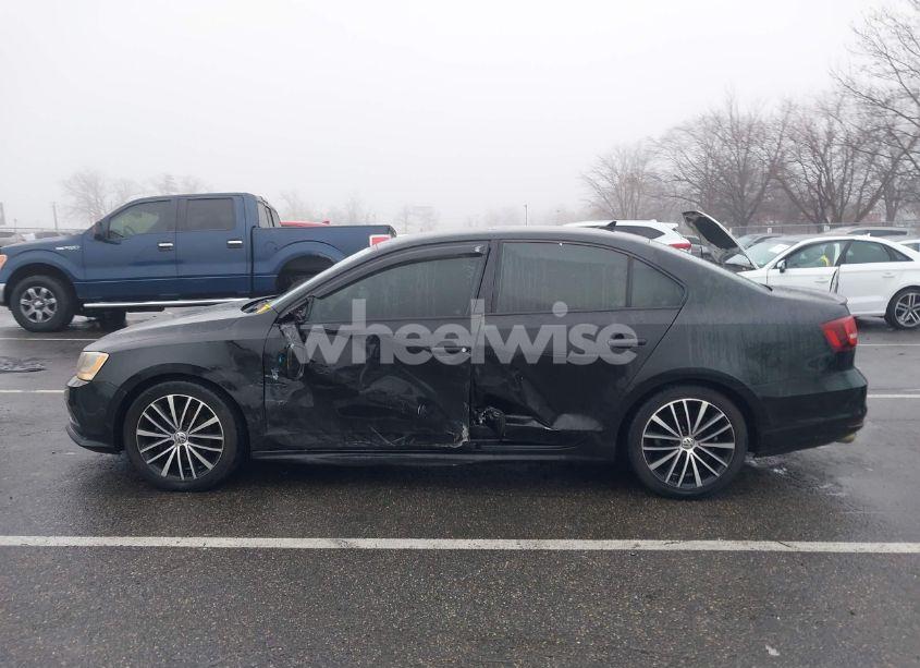 Photo 14 of 2016 Volkswagen Jetta 1.8T SPORT (VIN 3VWD17AJ9GM277376)