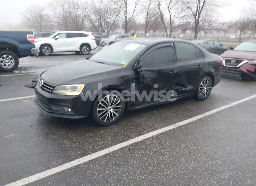 Photo 2 of 2016 Volkswagen Jetta 1.8T SPORT (VIN 3VWD17AJ9GM277376)