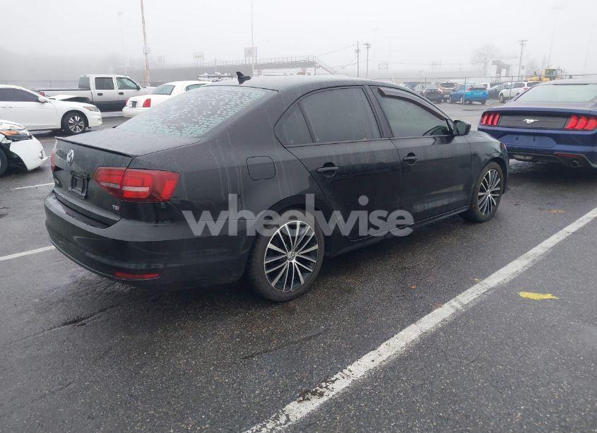 Photo 4 of 2016 Volkswagen Jetta 1.8T SPORT (VIN 3VWD17AJ9GM277376)