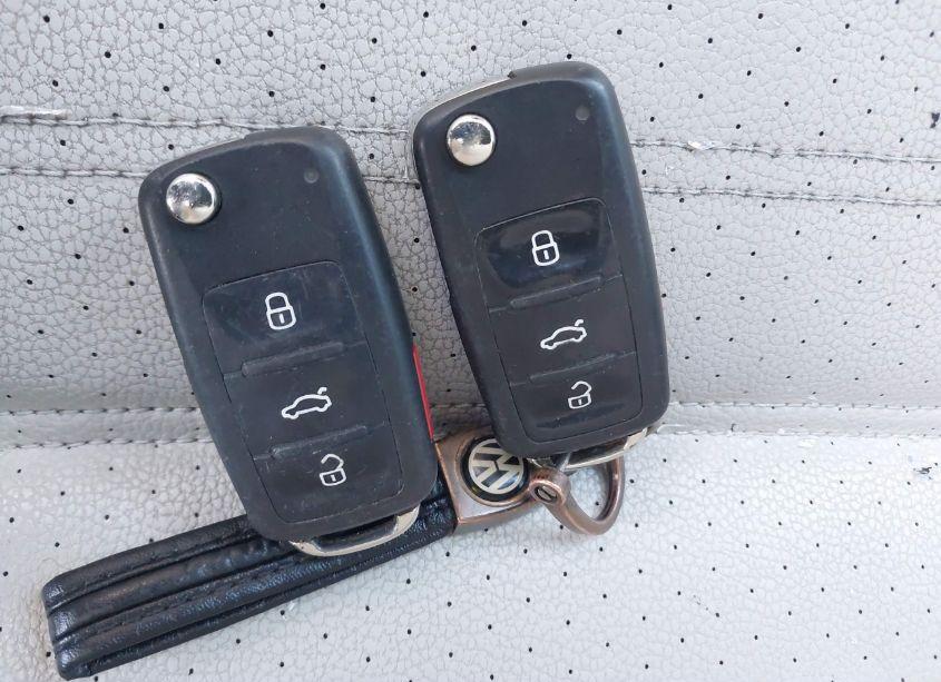 Photo 11 of 2016 Volkswagen Jetta 1.8T SPORT (VIN 3VWD17AJ9GM282870)