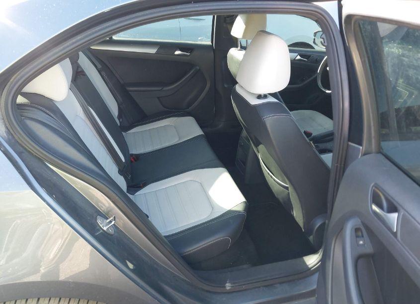 Photo 8 of 2016 Volkswagen Jetta 1.8T SPORT (VIN 3VWD17AJ9GM282870)