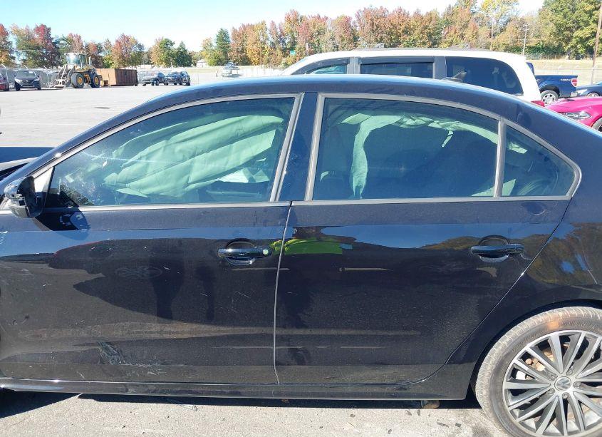 Photo 14 of 2016 Volkswagen Jetta 1.8T SPORT (VIN 3VWD17AJ9GM291794)