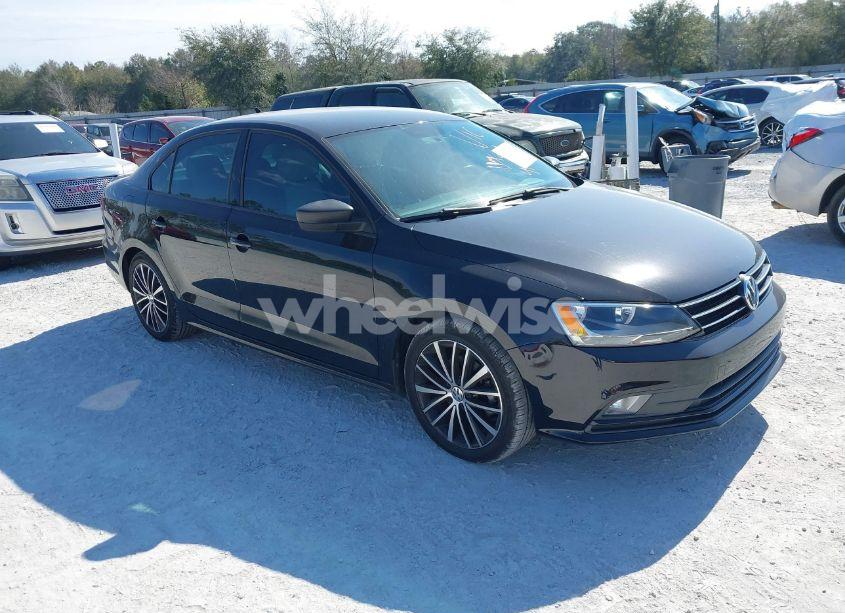 2016 Volkswagen Jetta 1.8T SPORT (VIN 3VWD17AJ9GM296588) main photo