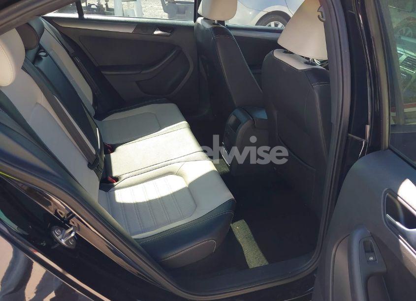 Photo 8 of 2016 Volkswagen Jetta 1.8T SPORT (VIN 3VWD17AJ9GM296588)