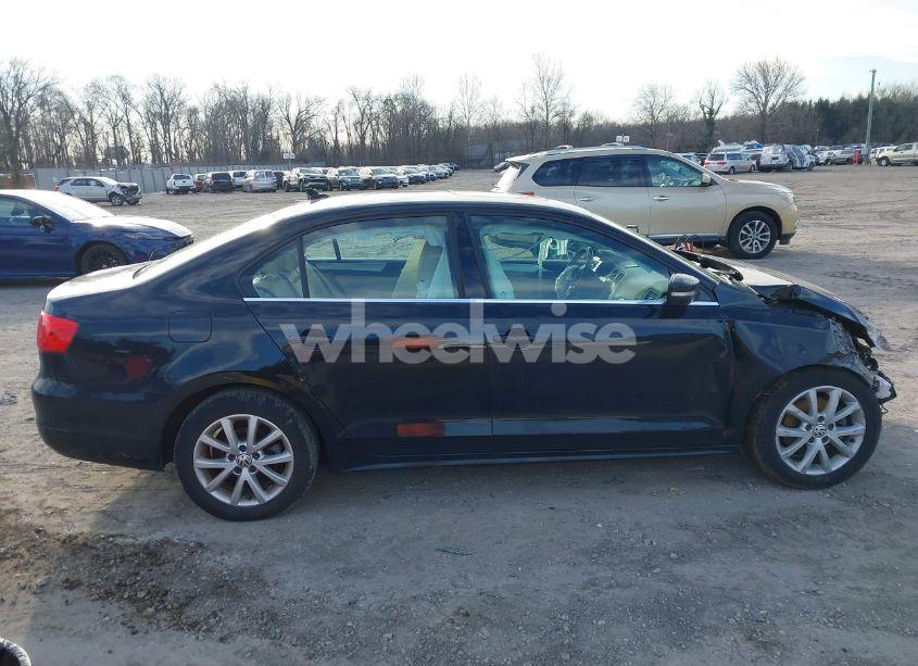 Photo 13 of 2014 Volkswagen Jetta 1.8T SE (VIN 3VWD17AJXEM274399)