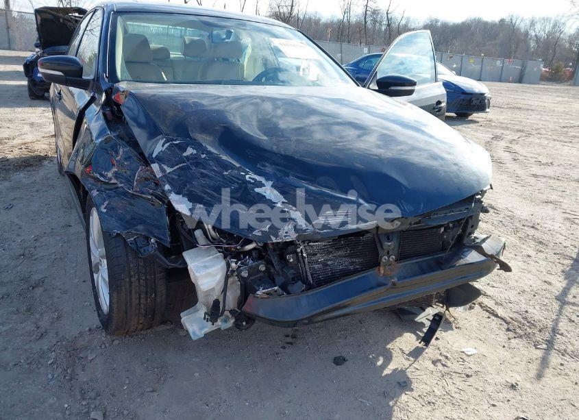 Photo 6 of 2014 Volkswagen Jetta 1.8T SE (VIN 3VWD17AJXEM274399)