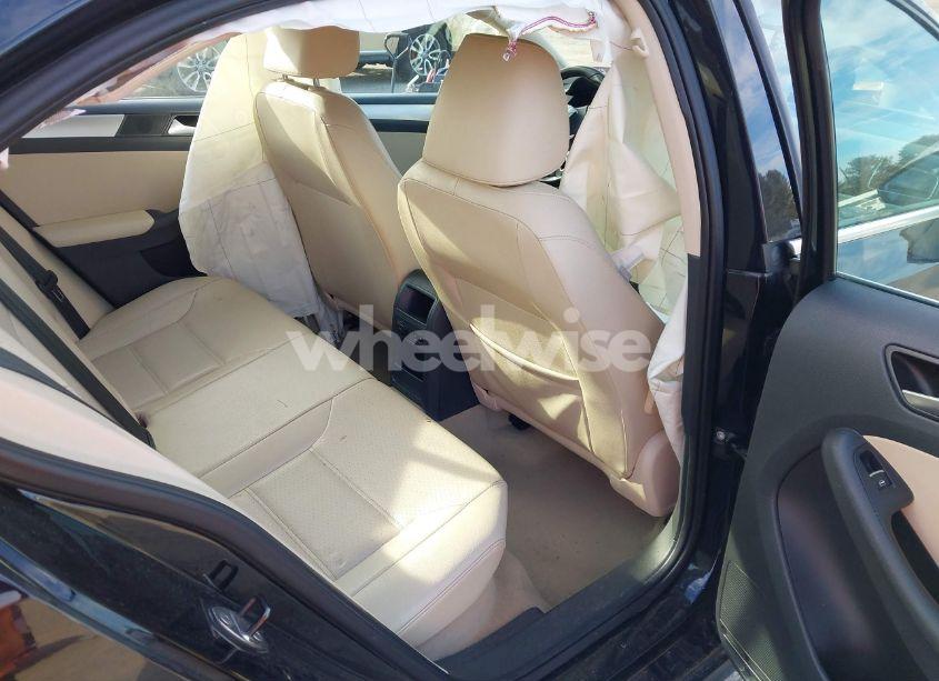 Photo 8 of 2014 Volkswagen Jetta 1.8T SE (VIN 3VWD17AJXEM274399)