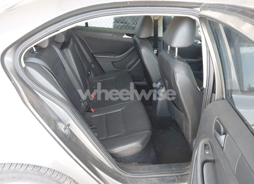 Photo 8 of 2014 Volkswagen Jetta 1.8T SE (VIN 3VWD17AJXEM315517)