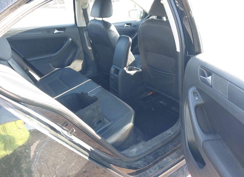 Photo 8 of 2014 Volkswagen Jetta 1.8T SE (VIN 3VWD17AJXEM366208)