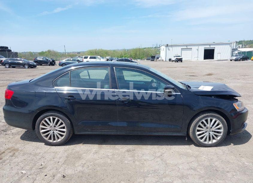 Photo 14 of 2014 Volkswagen Jetta 1.8T SE (VIN 3VWD17AJXEM393683)