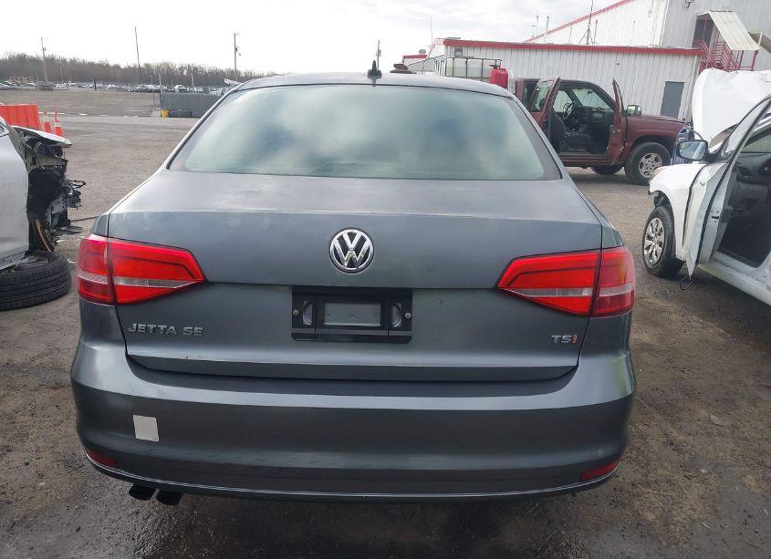 Photo 15 of 2015 Volkswagen Jetta 1.8T SE (VIN 3VWD17AJXFM251030)