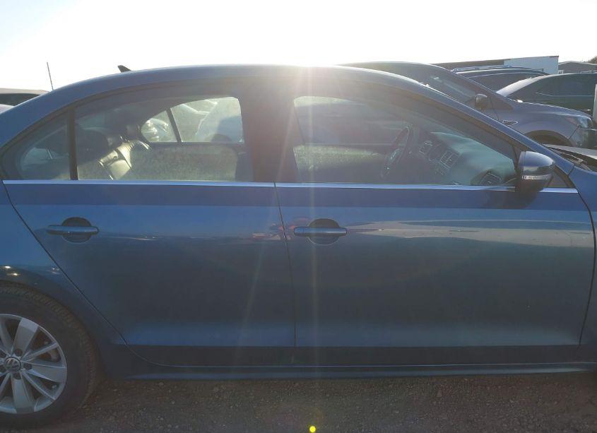 Photo 13 of 2015 Volkswagen Jetta 1.8T SE (VIN 3VWD17AJXFM259239)