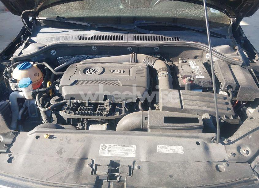 Photo 10 of 2016 Volkswagen Jetta 1.8T SPORT (VIN 3VWD17AJXGM277760)