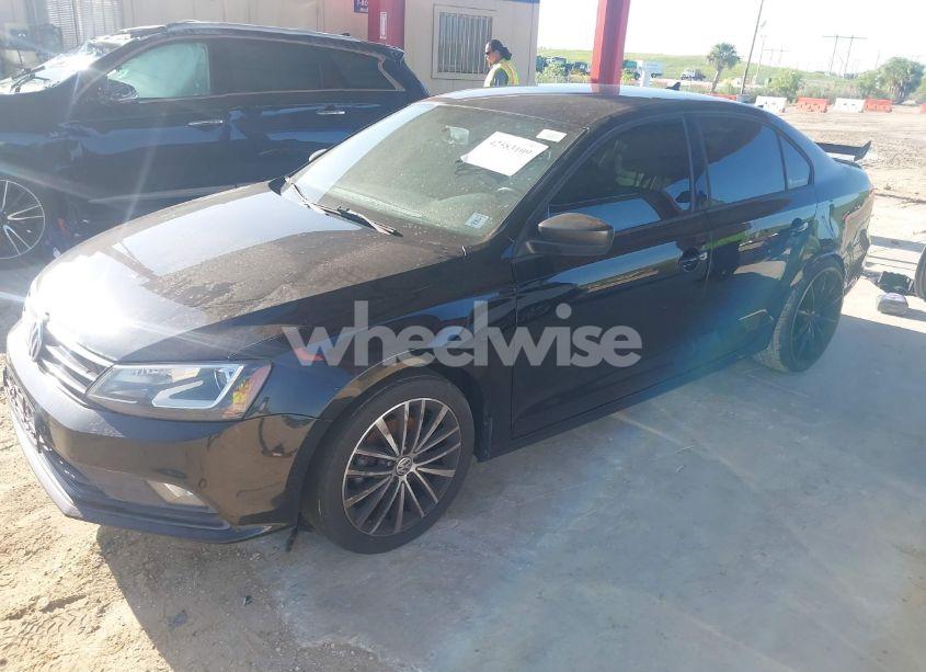 Photo 2 of 2016 Volkswagen Jetta 1.8T SPORT (VIN 3VWD17AJXGM277760)