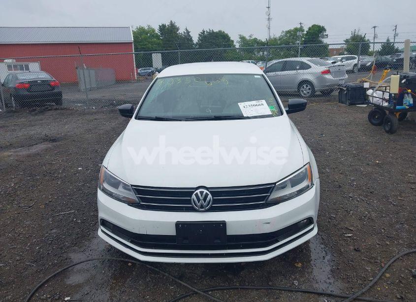Photo 13 of 2016 Volkswagen Jetta 1.8T SPORT (VIN 3VWD17AJXGM294719)